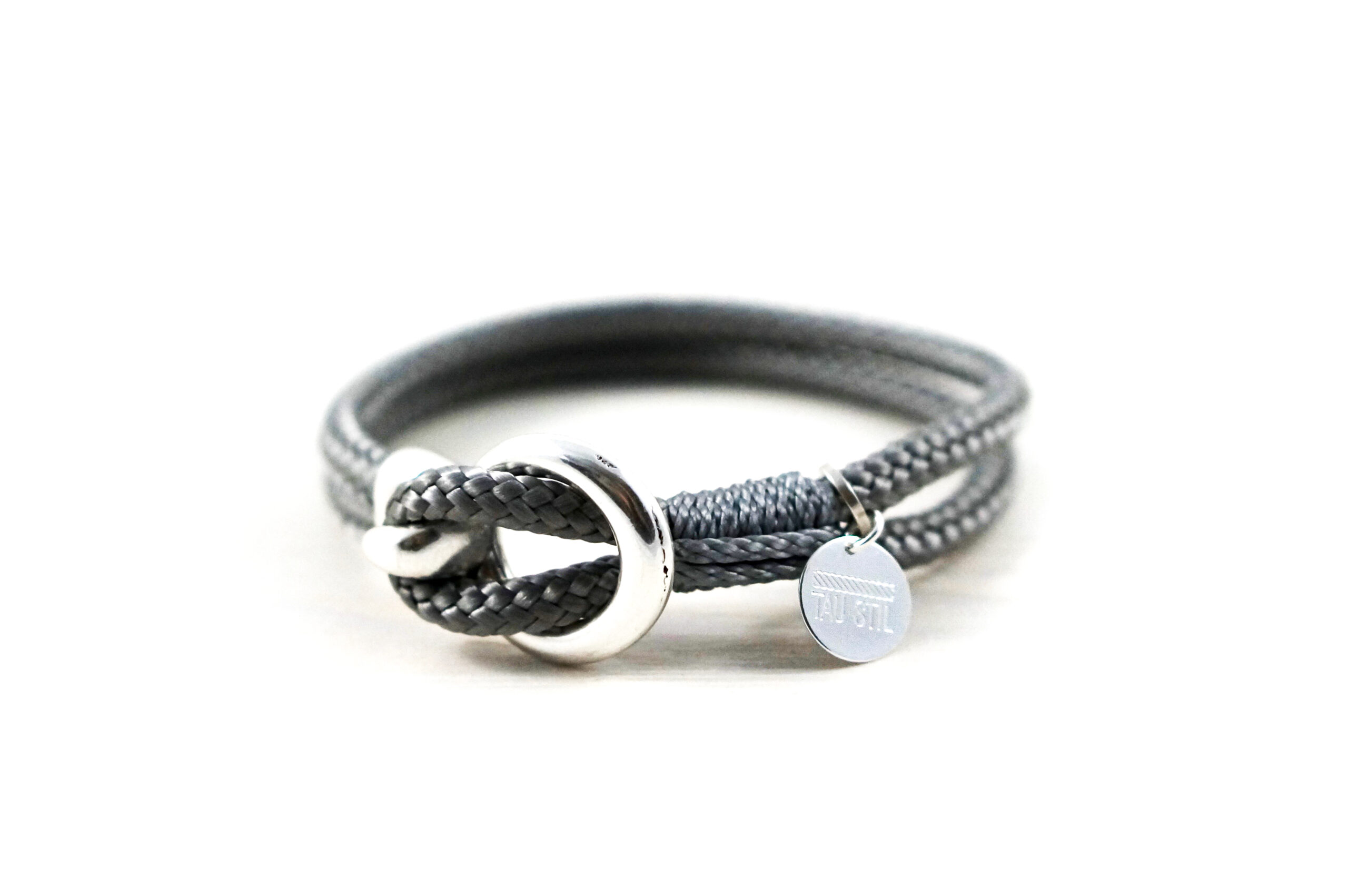 Alternative view of Versilbertes zweifarbiges Armband mit Ösenverschluss